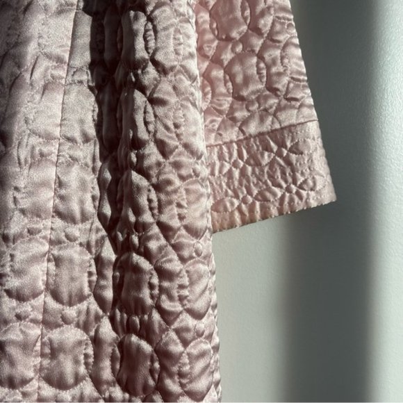 Oscar de la Renta for Neiman Marcus Quilted Pink Robe trench coat - Picture 6 of 15